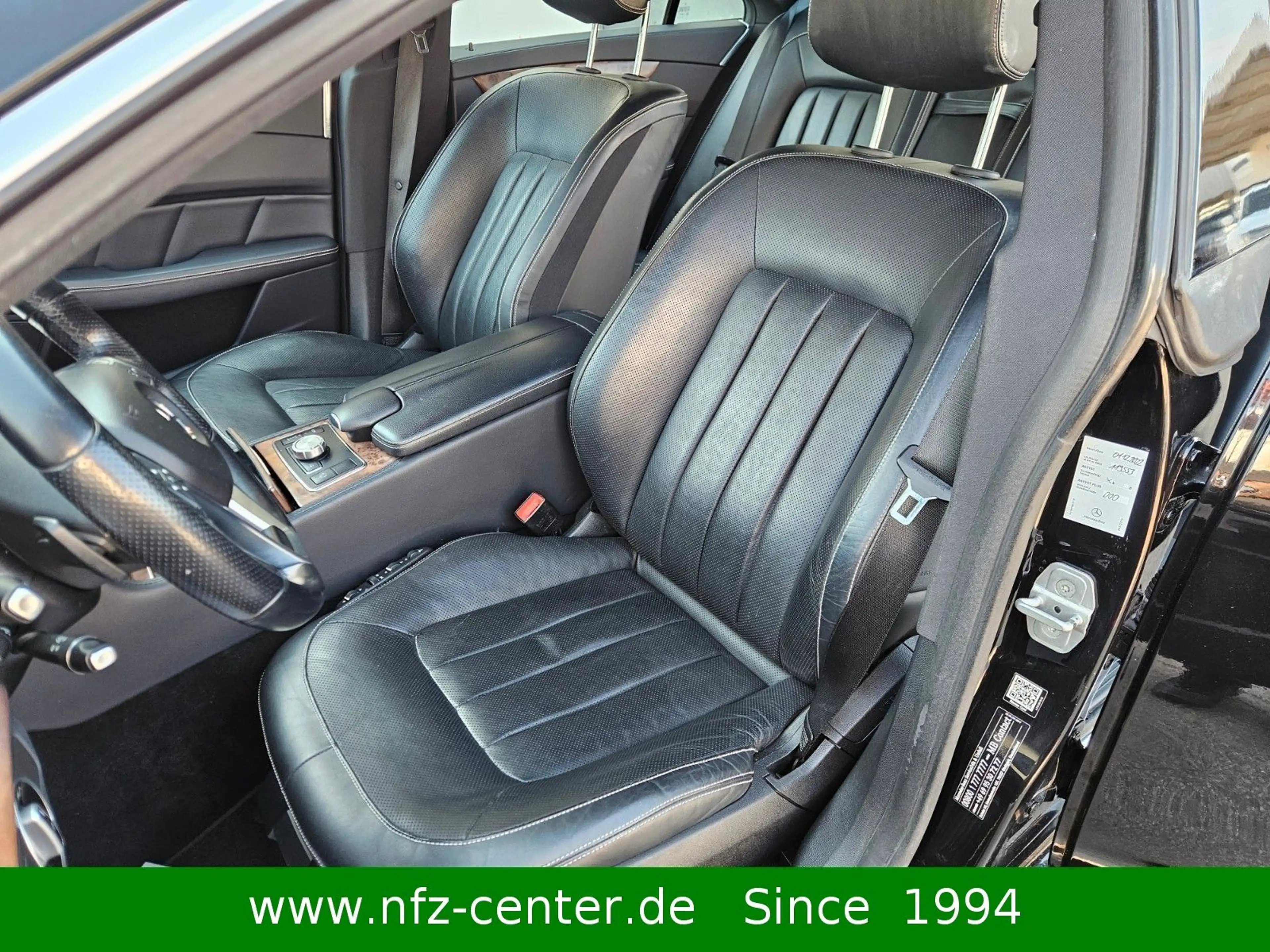 Mercedes-Benz CLS 500 V8 4Matic Leder/SHD/Airmatic/Distronik — photo 12