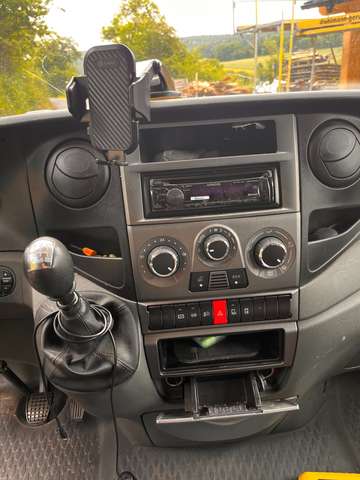 Iveco Daily Einsatzbereit: Transporter(CNG) mit Rückfenster