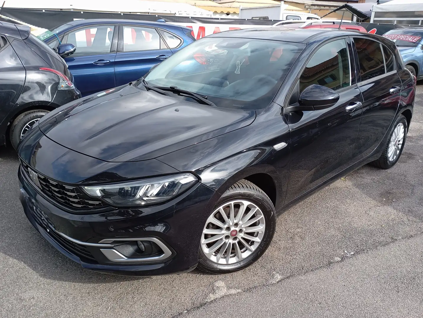 Fiat Tipo 5P 1.0 100CV Life Zwart - 2