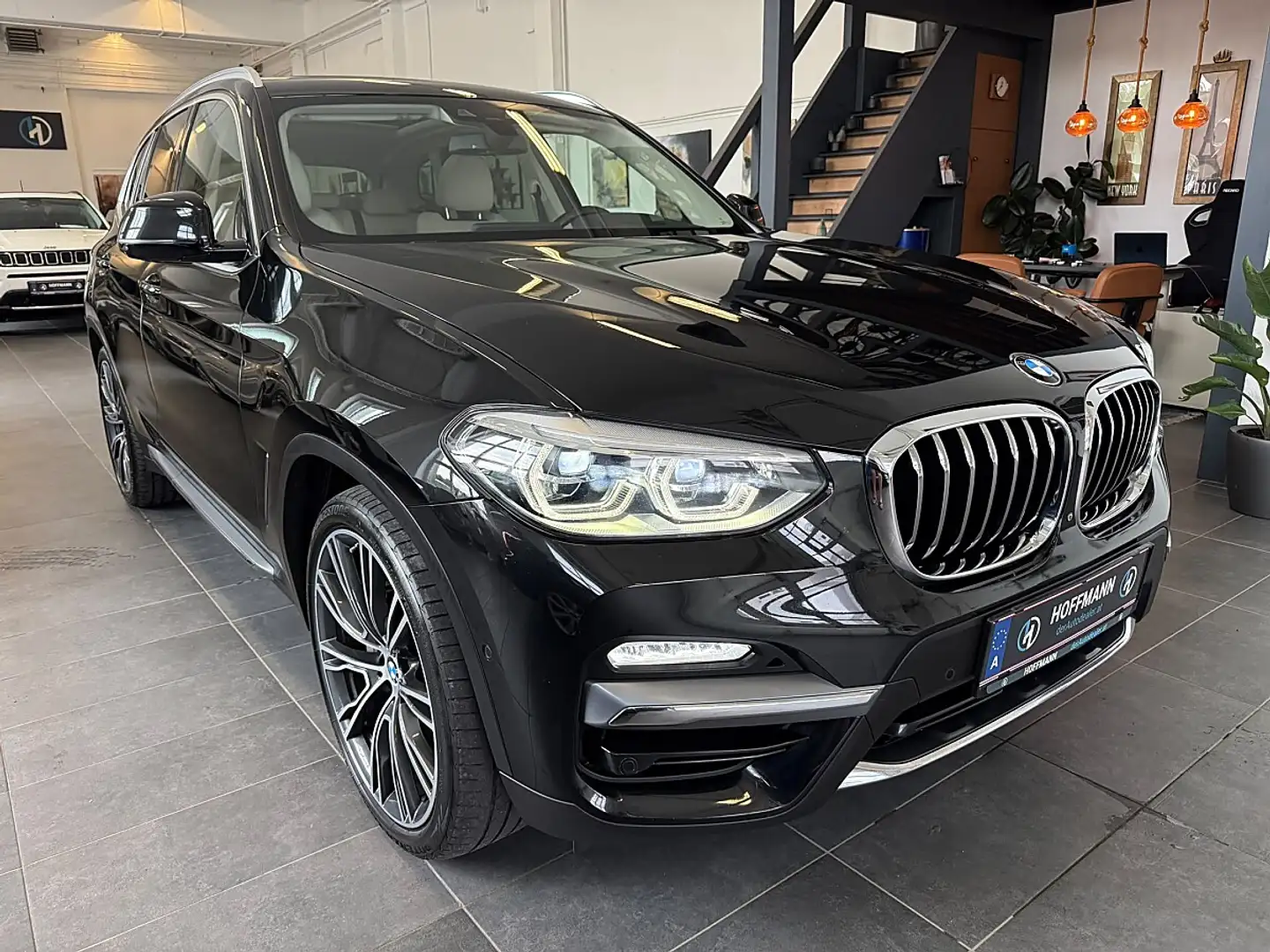 BMW X3 xDrive30d Luxury Line Aut. Pano/AHK/Luxury/Hud/... Schwarz - 1