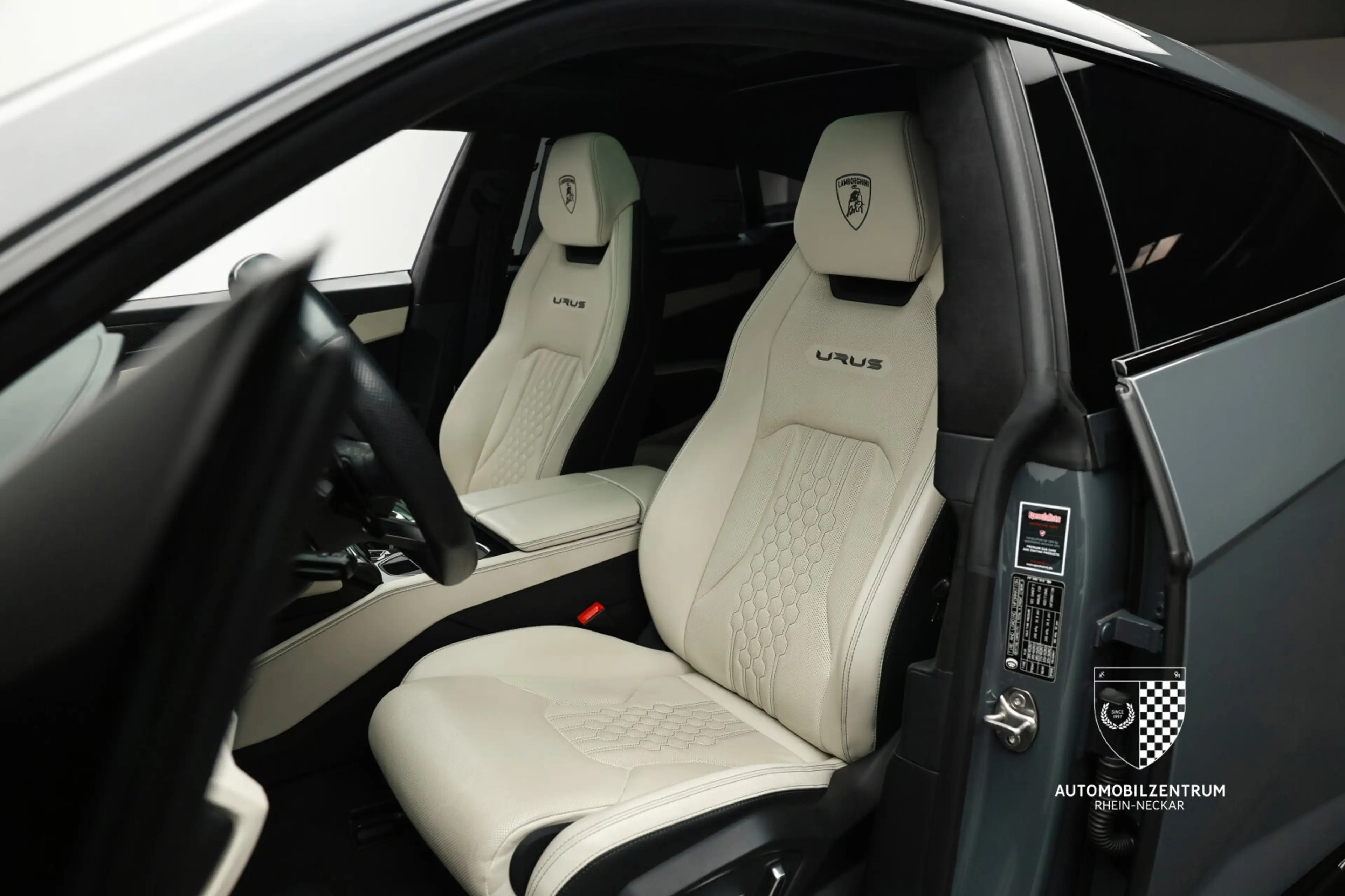 Lamborghini Urus Urus S AdPersonam/Carbon/Style/Park/Bang&Olufsen — photo 15
