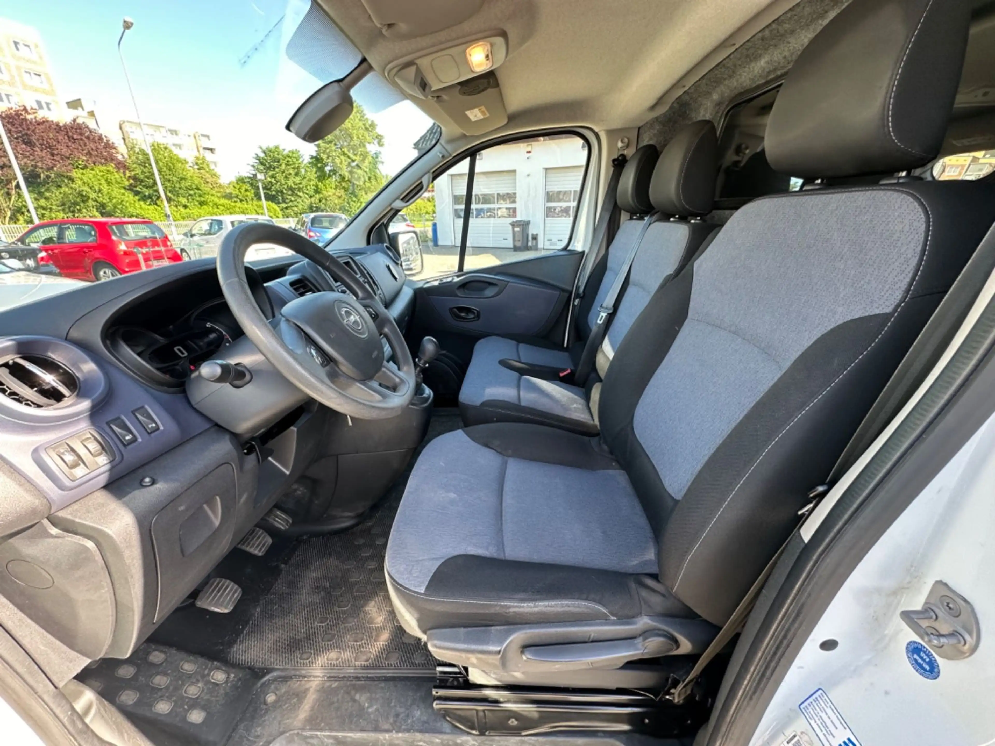 Opel Vivaro B Kombi Kasten L1H1  2,9t KLIMA  TEMPOMAT — photo 13