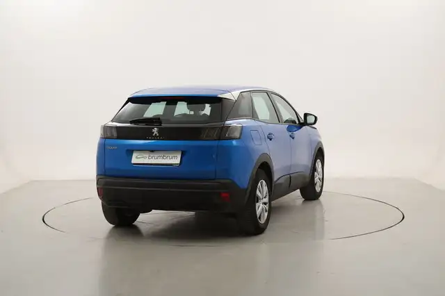 Peugeot 3008 view 5