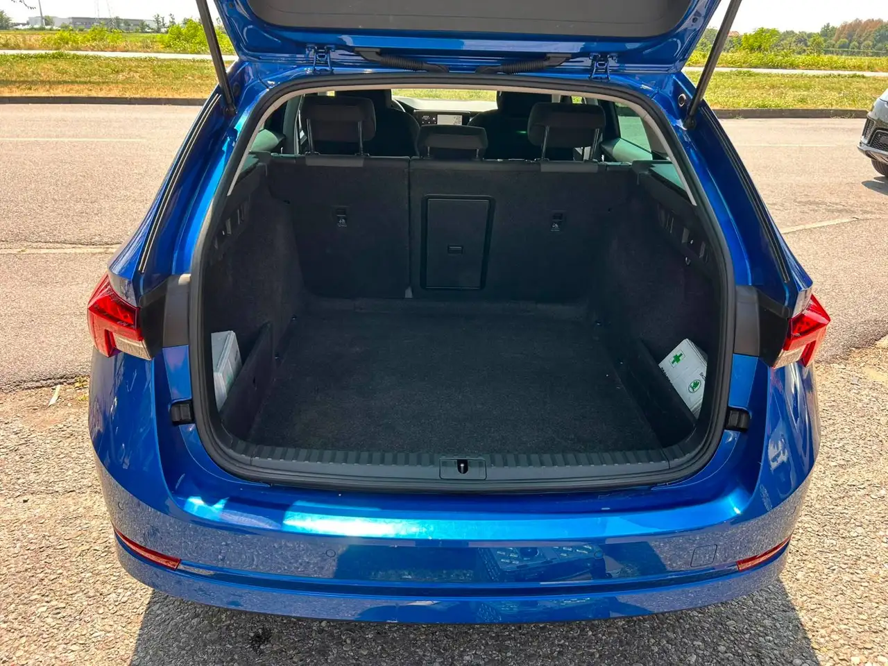 Skoda Octavia IV 2021 Wagon 1.0 e-tec Ambition dsg *PER NEOPATENTATI*, миниатюра 7