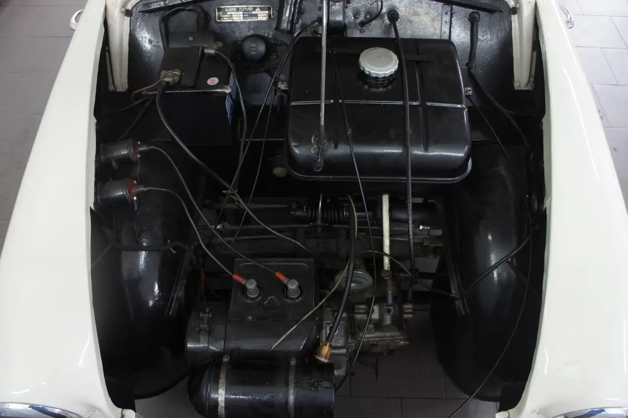 Borgward inclusive originaler Spezialwerkzeuge mit Wandhal, foto 8