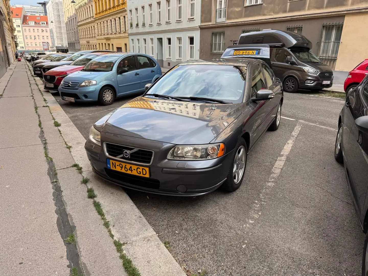 Volvo S60 S60 2,4 summum Aut. Momentum Blau - 1