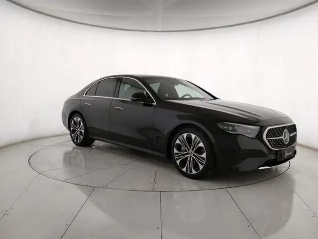 Mercedes-Benz E 220 E 220 d AMG Line Premium Plus 4matic auto