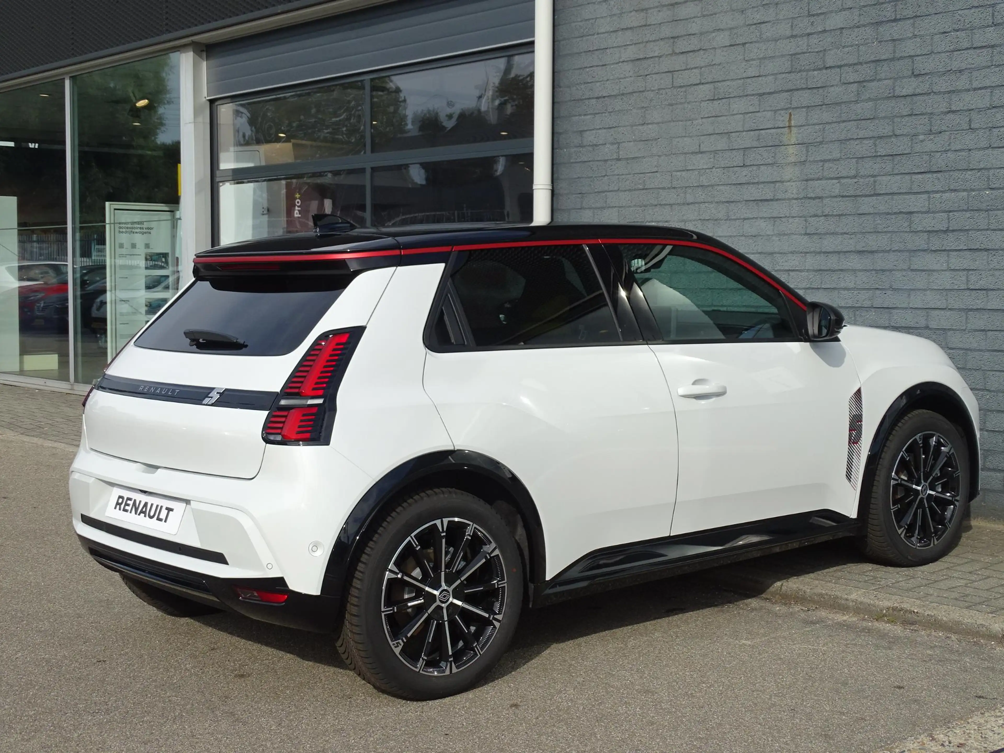 Renault R 5 comfort range iconic cinq 52 kWh NU 5 JAAR GARANTI — photo 2