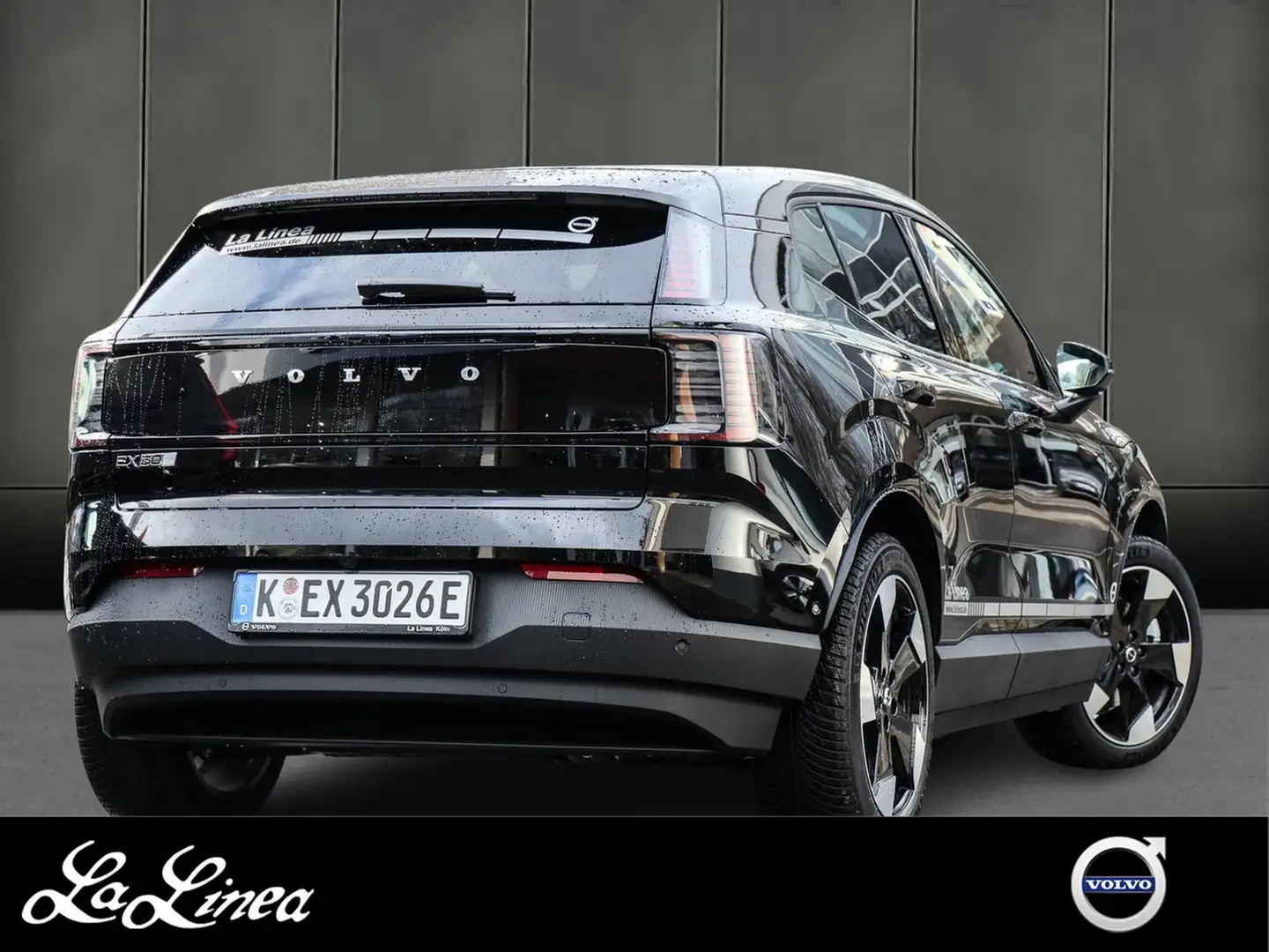 Volvo EX30 Single Motor Extended Range Ultra Vorführwagen Schwarz - 2