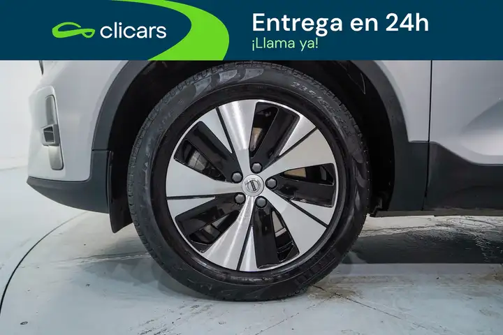Volvo XC40 2022, foto 11