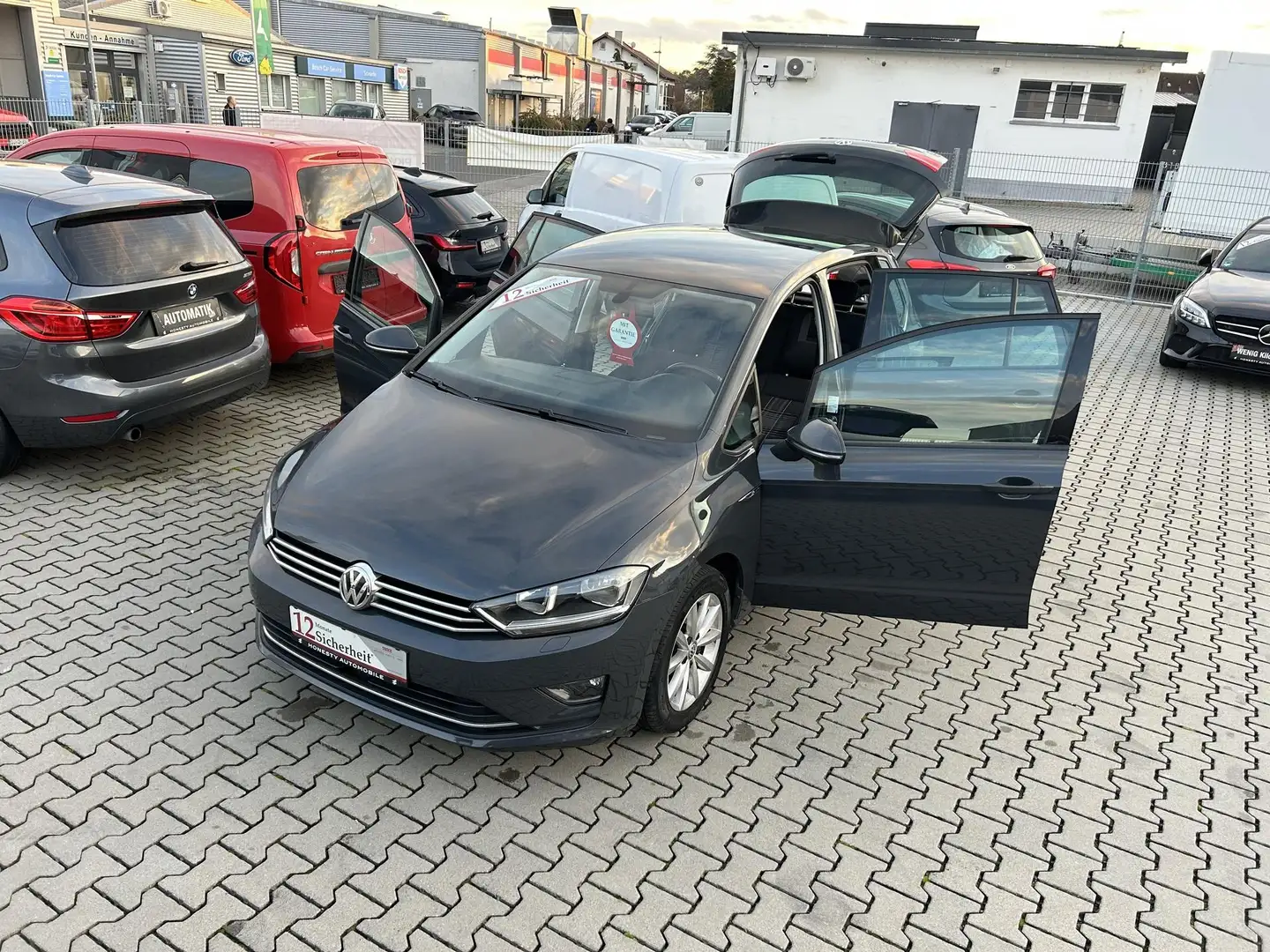 Volkswagen Golf Sportsvan VII 1.4 TSI BMT Lounge*SITZHEIZUNG*GARANTIE*BLU... Gris - 2