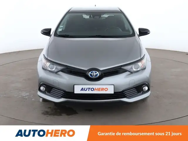 Toyota Auris view 9
