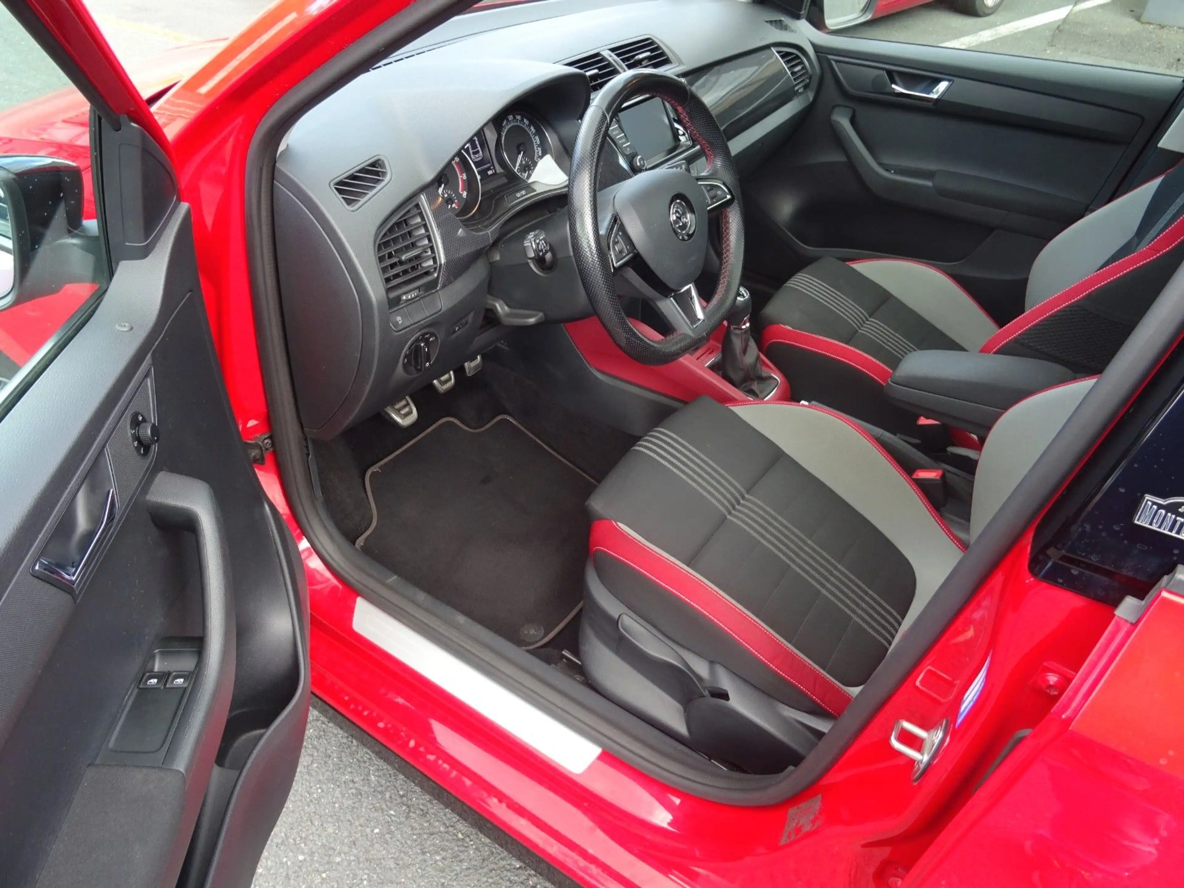 Skoda Fabia Monte Carlo Panorama Dach — photo 8