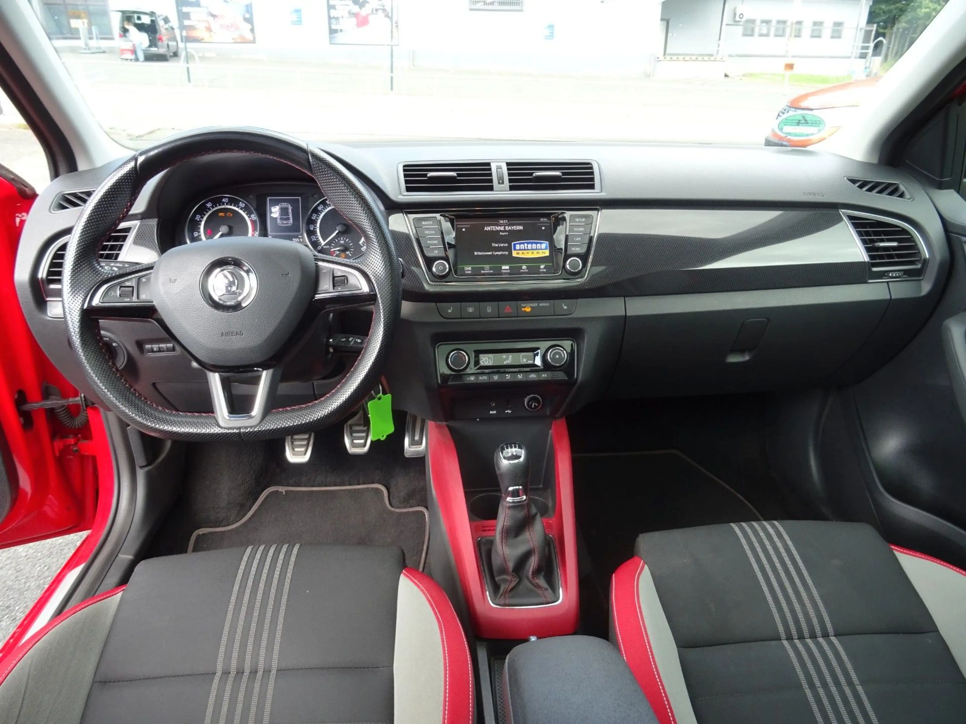 Skoda Fabia Monte Carlo Panorama Dach — photo 11
