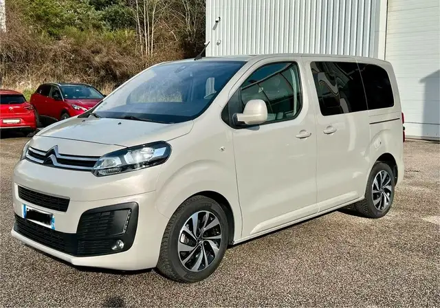 Citroen Spacetourer Citroën Jumpy feel 180 ch BVA