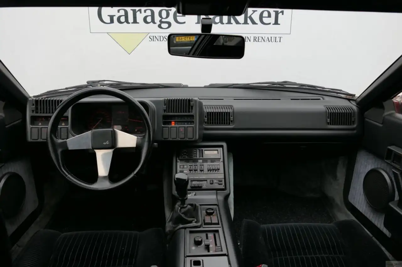 Renault GT V6 Turbo, foto 3