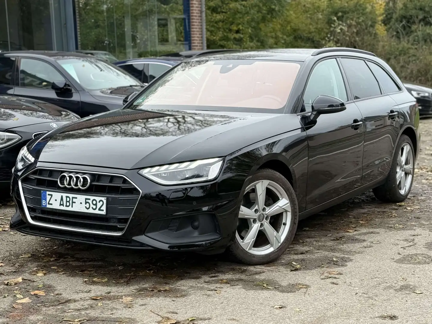 Audi A4 BREAK 35 TDi S-TRONIC SPORT ÉDITION SHADOW LOOK Noir - 1