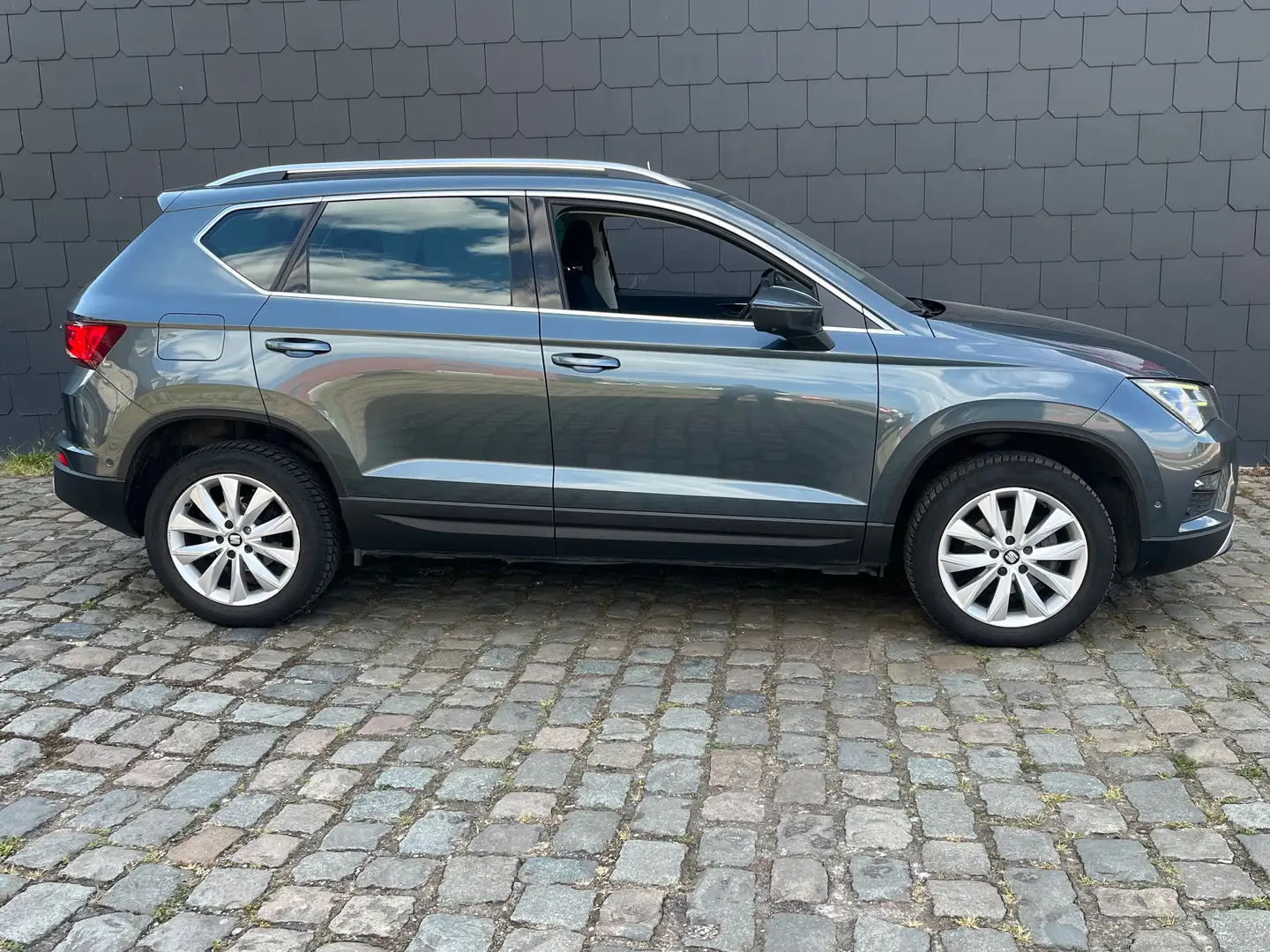 SEAT Ateca 🛑🆕🛑 1.5 TSI DSG OPENDAK GPS 1HND CARPASS Šedá - 2
