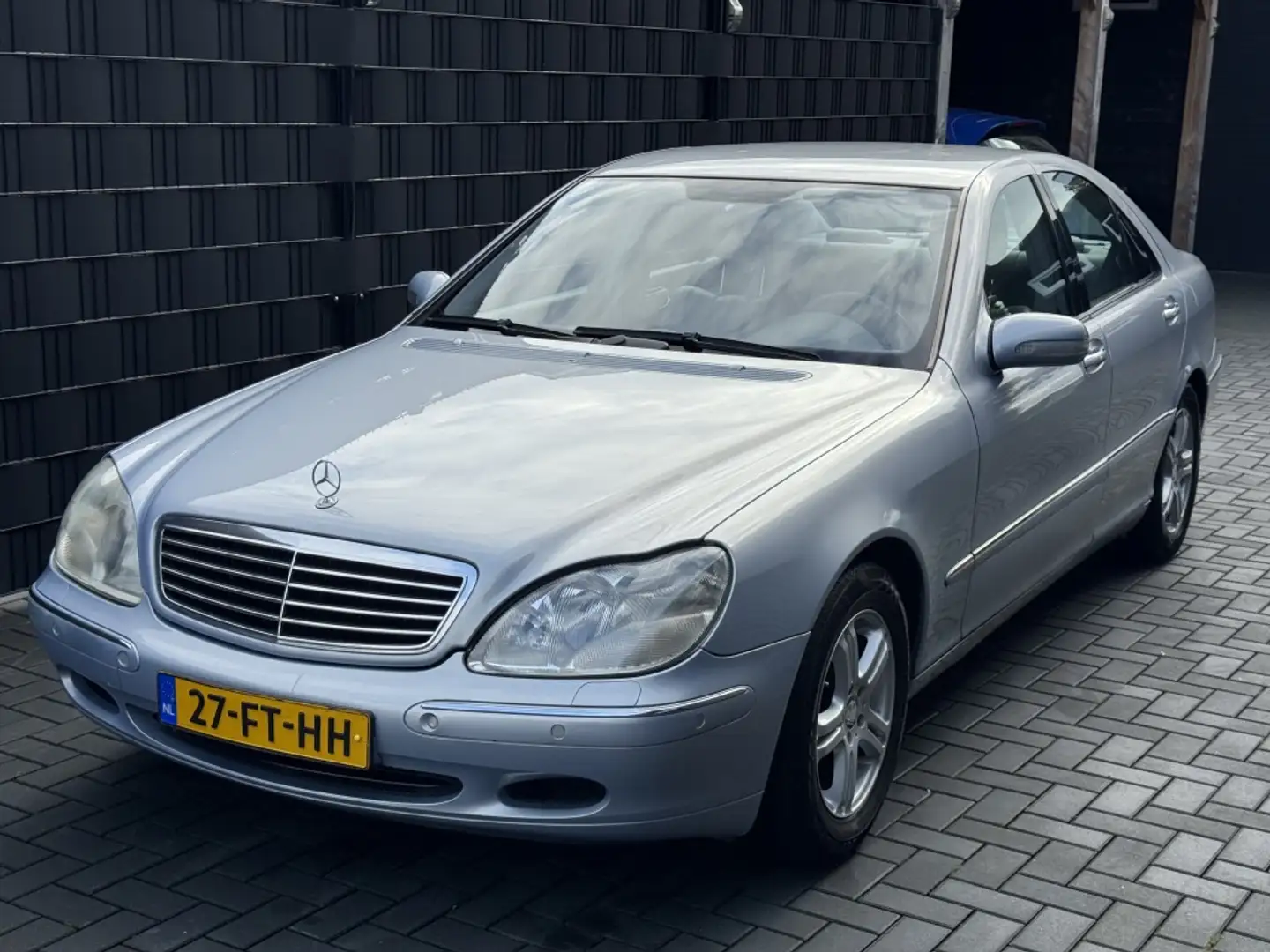 Mercedes-Benz S 320 LEER| NAVI| CRUISE| LUCHTVERING| NAP| APK Blauw - 1