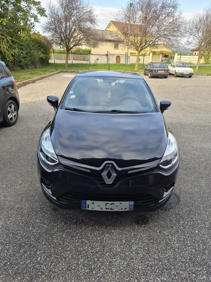 Renault Clio (Energy) dCi 90 Start \u0026 Stop INTENS