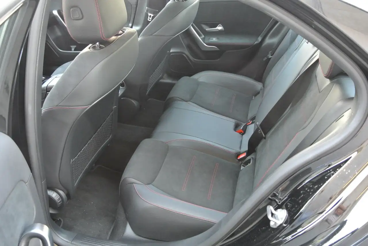 Mercedes-Benz A-Class Limousine Aut. ** AMG-Line **LEDER* LED * virt. CP, миниатюра 13
