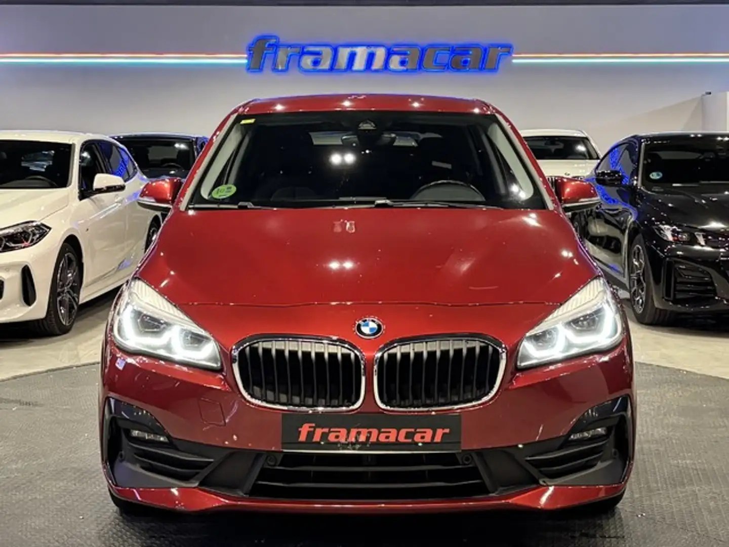 BMW 216 216dA Active Tourer Rouge - 2