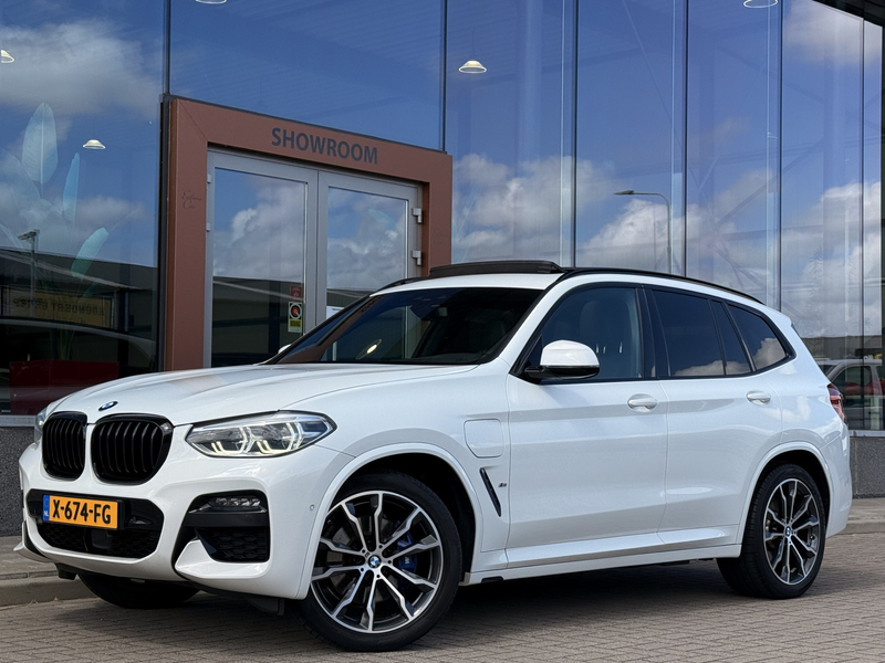BMW X3 xDrive30e M-Sport High Executive | Pano | Achterui