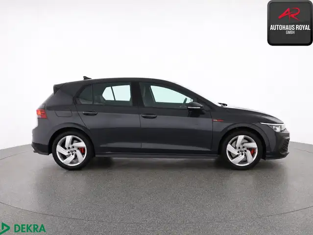 Volkswagen Golf view 6