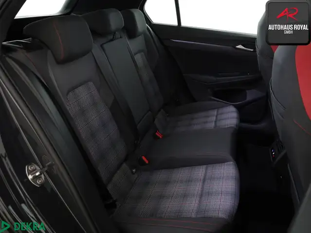 Volkswagen Golf view 12