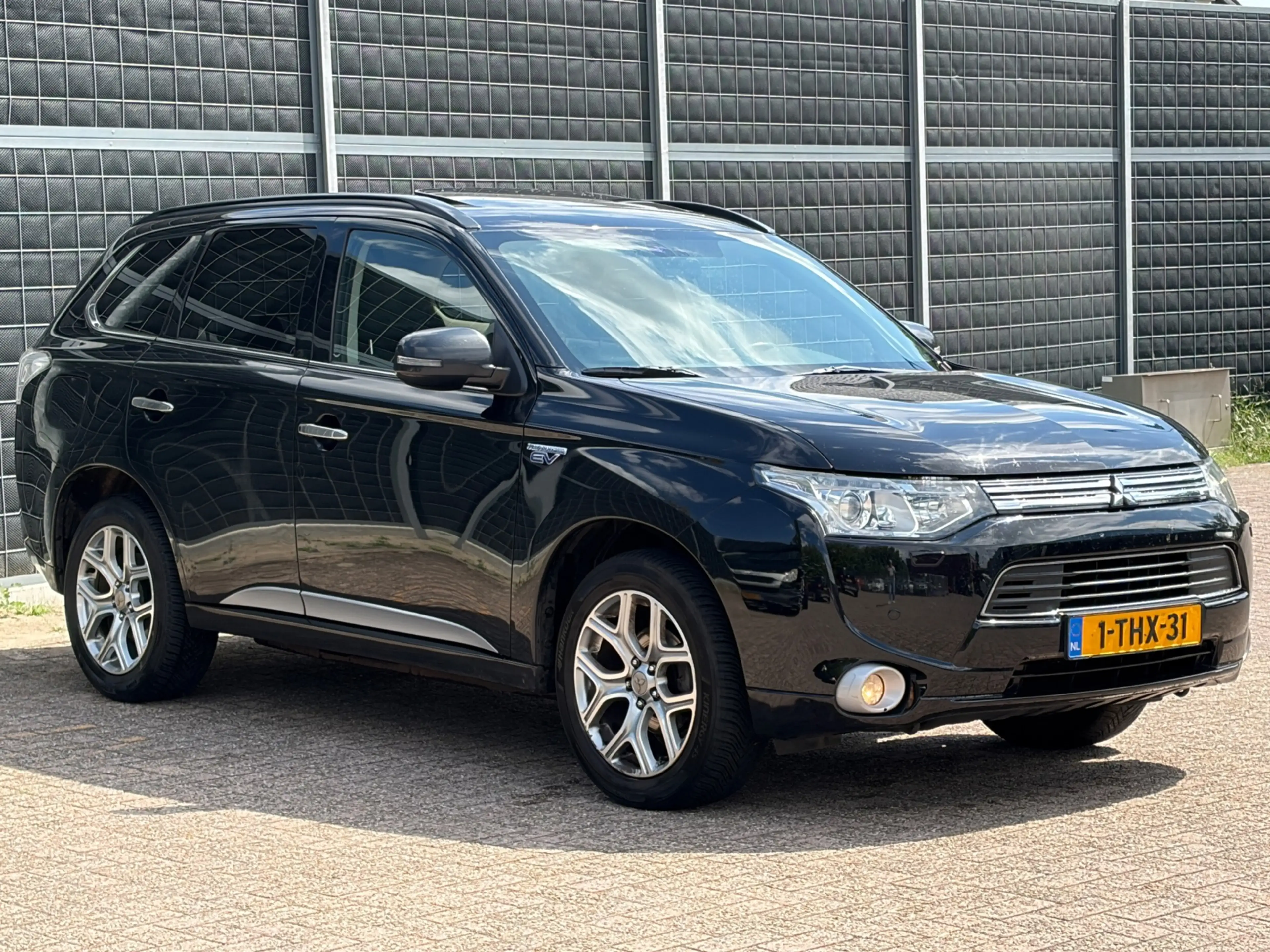Mitsubishi Outlander 2.0 PHEV instyle — photo 5
