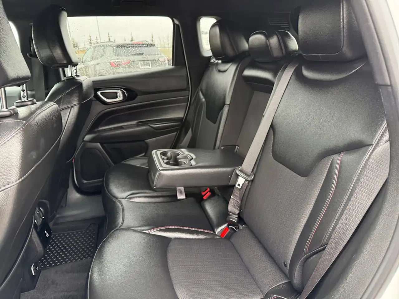 Jeep Compass снимка Jeep Compass
