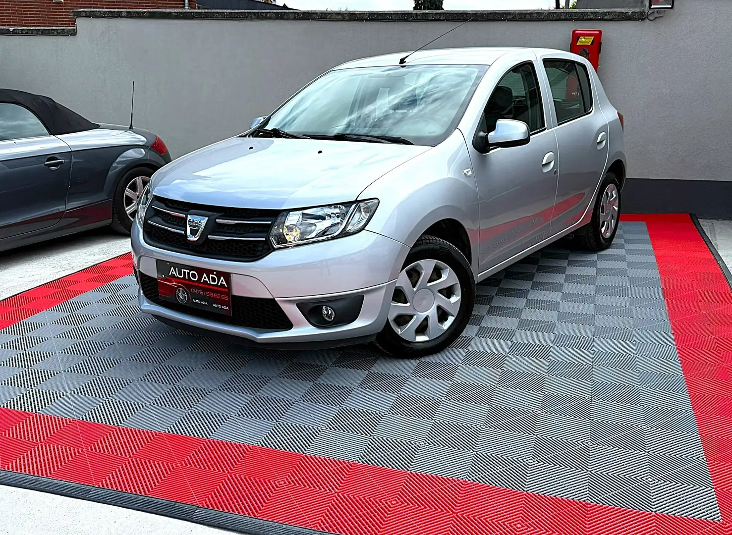 Dacia Sandero 1.2i--AIRCO--GPS--GARANTIE 12 MOIS-- Gris - 2