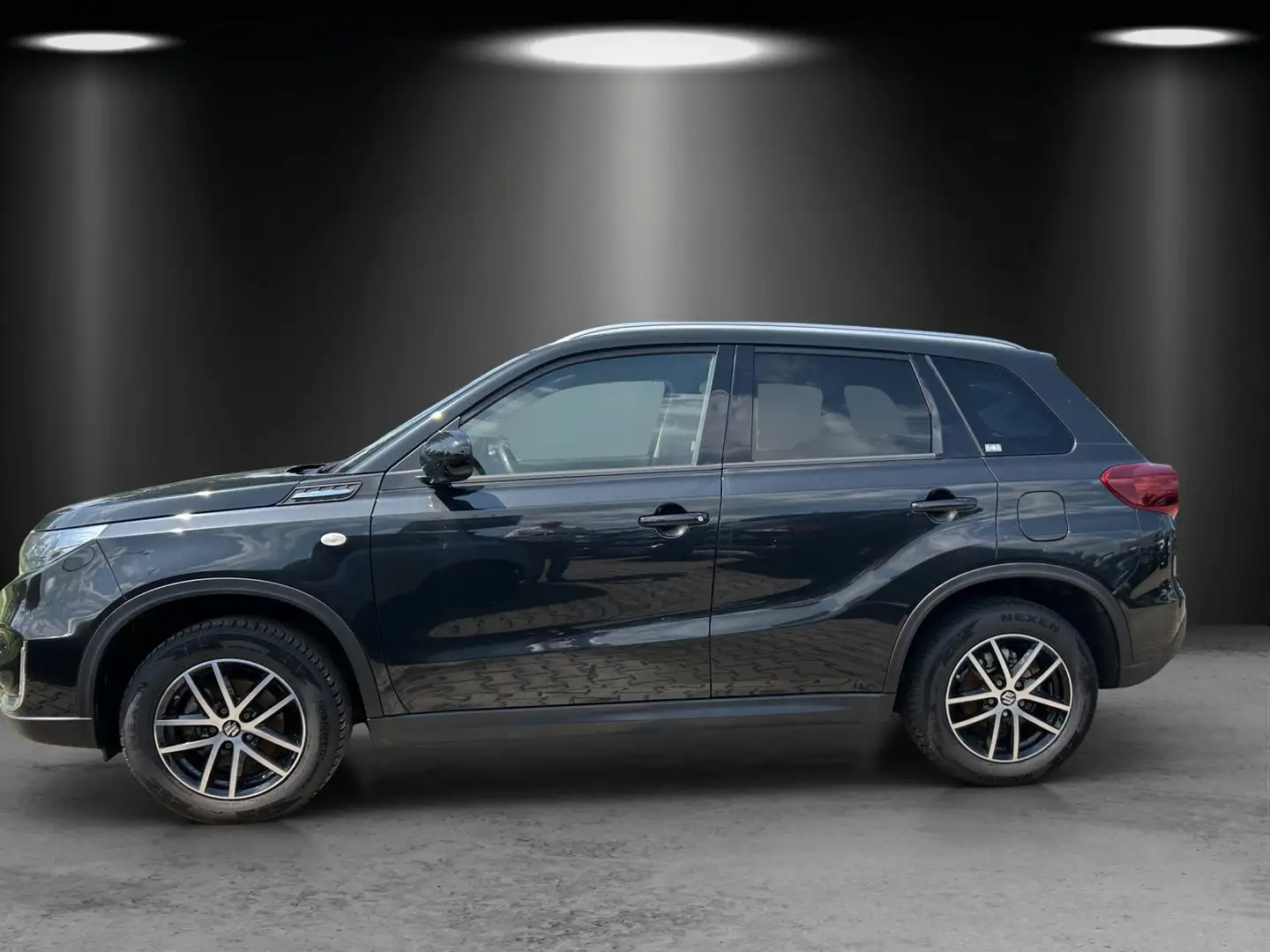Suzuki Vitara Comfort Hybrid 1.4 Navi,Kamera Czarny - 2