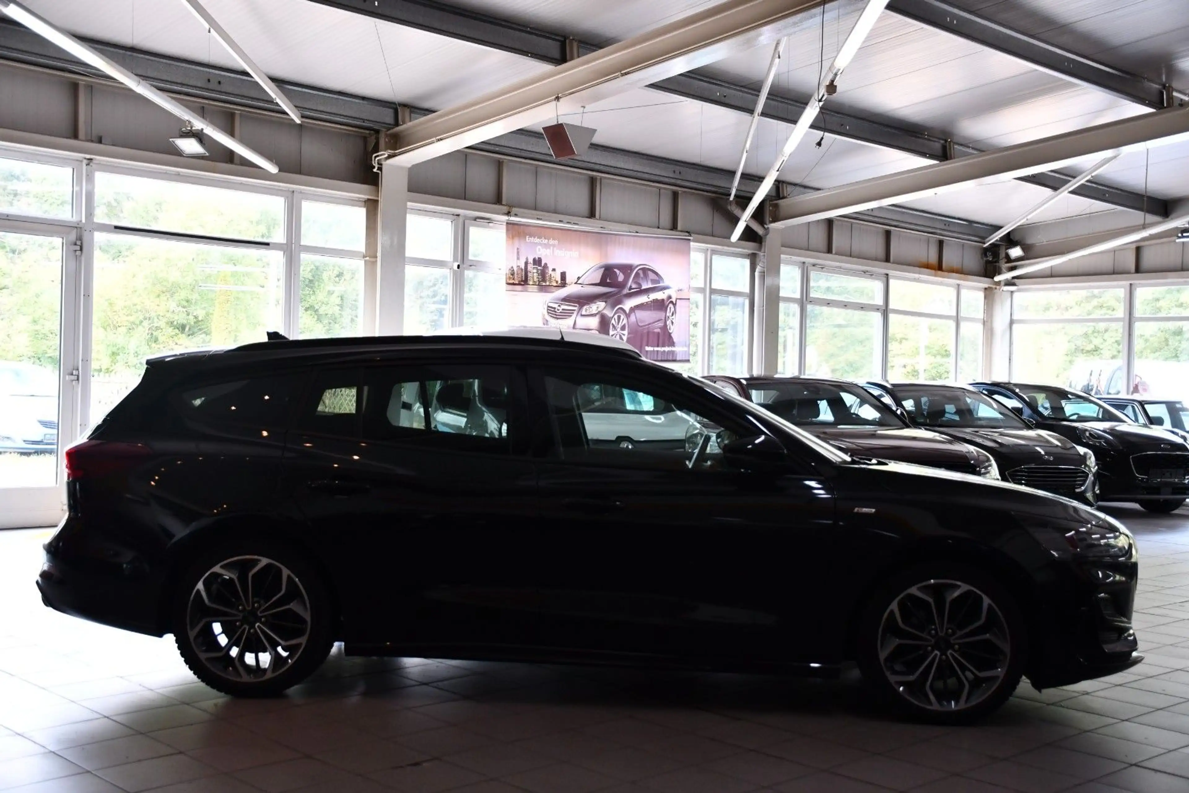 Ford Focus Turnier ST-Line X LED NAVI Kamera uvm. — photo 7