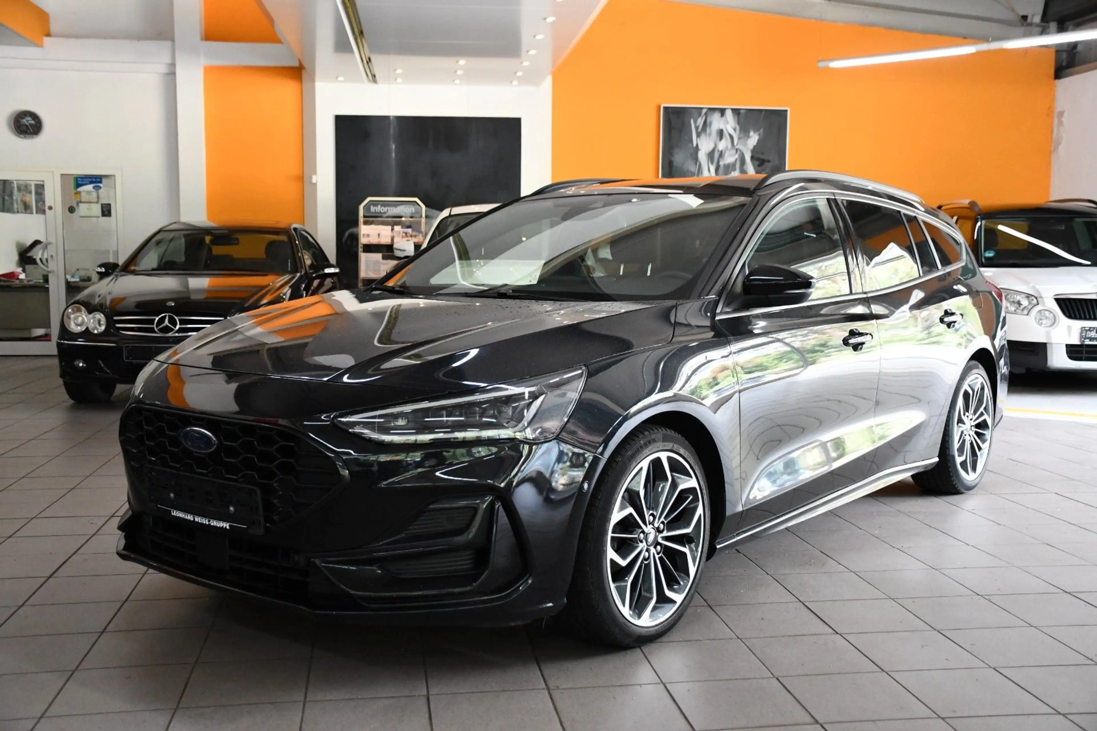 Ford Focus Turnier ST-Line X LED NAVI Kamera uvm.