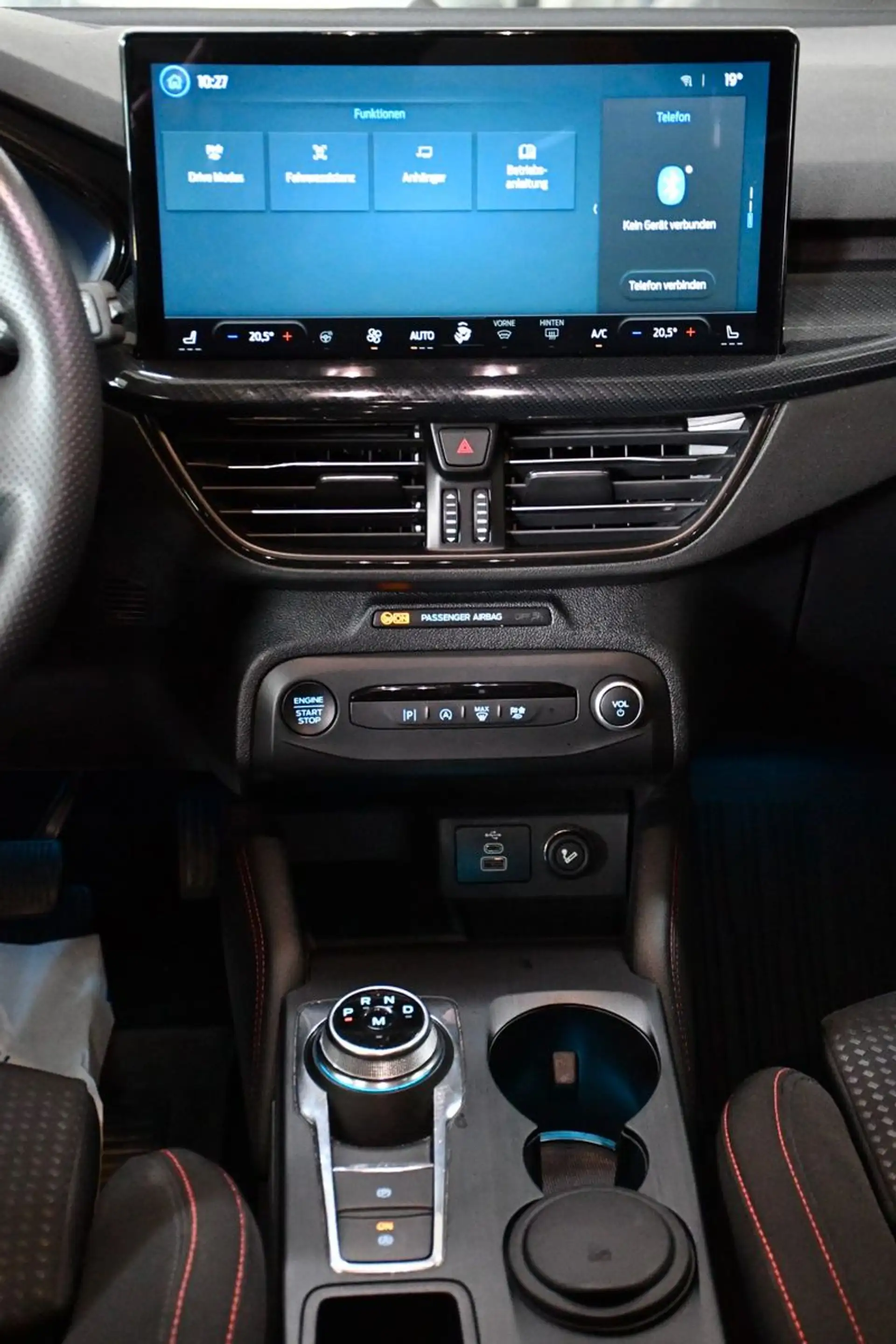Ford Focus Turnier ST-Line X LED NAVI Kamera uvm. — photo 11
