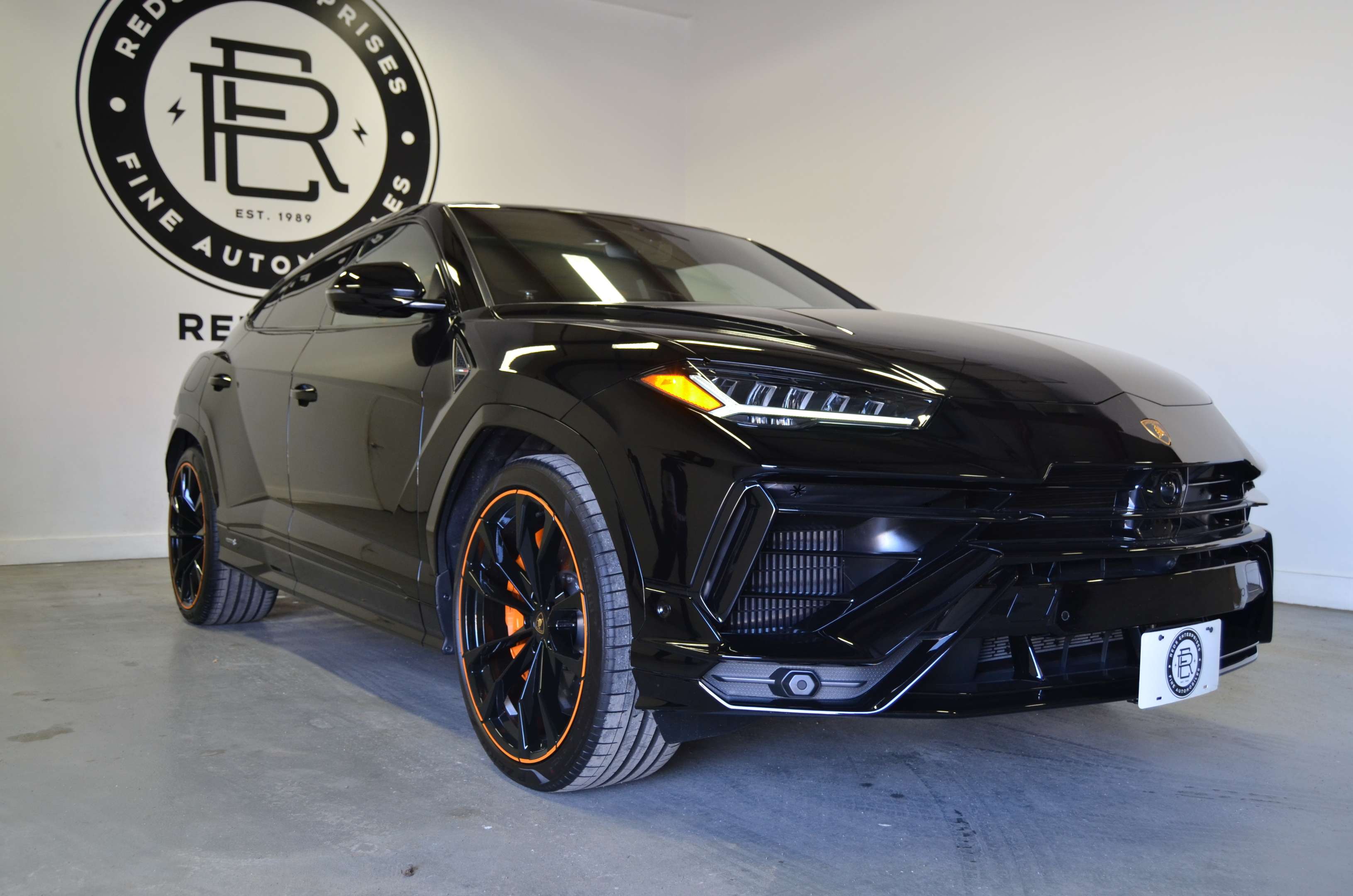 2023 Lamborghini Urus S
