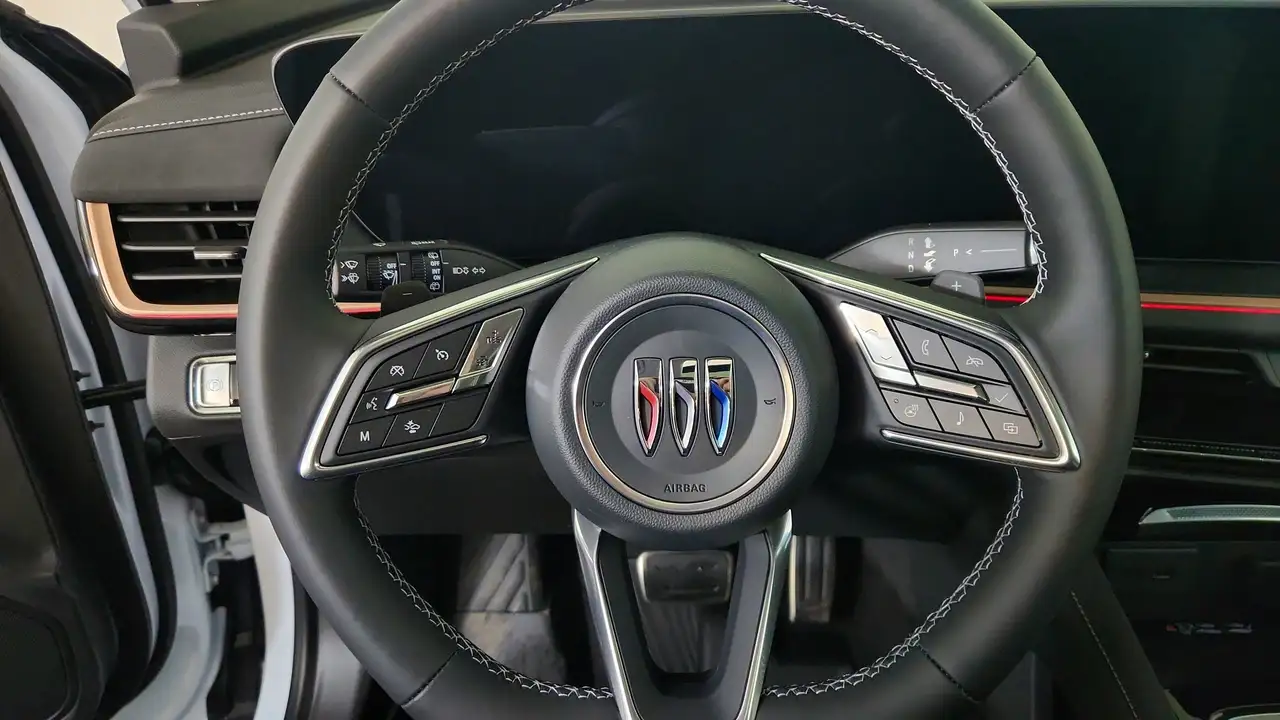 Buick Envision снимка Buick Envision