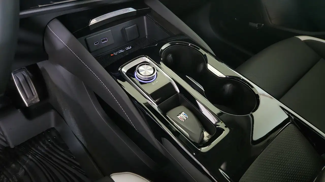 Buick Envision снимка Buick Envision