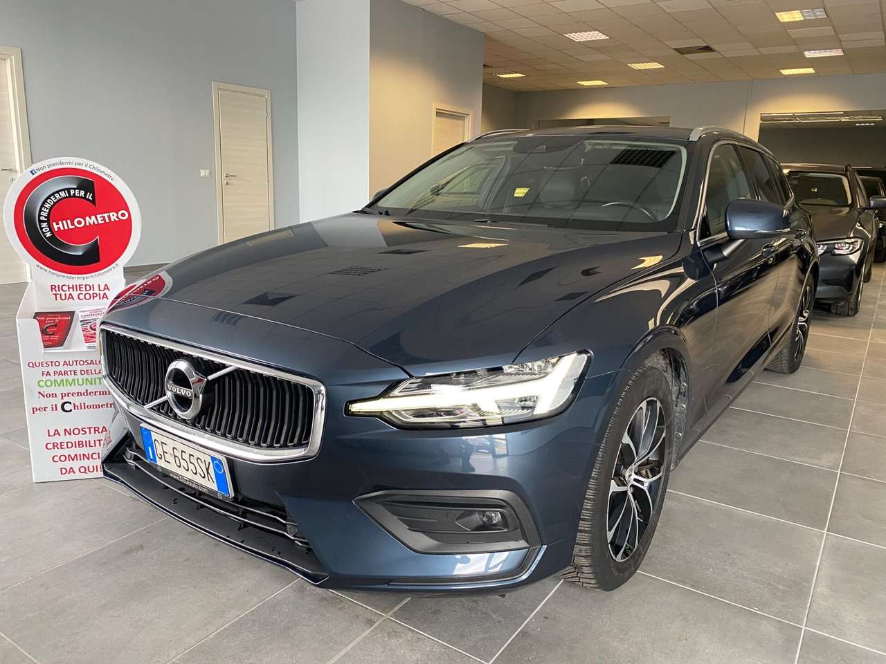 Volvo V60 B4 (d) Geartronic Momentum Business Pro