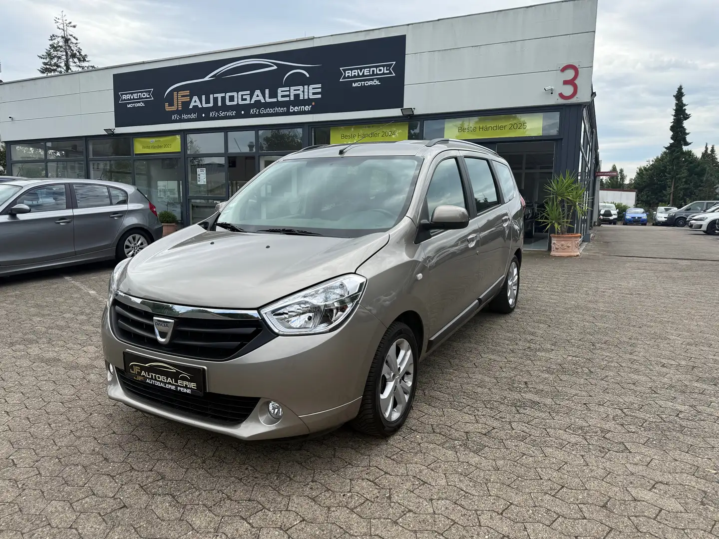 Dacia Lodgy Prestige"1.HAND"AHK"NAVI"12MonateGarantie" - 1