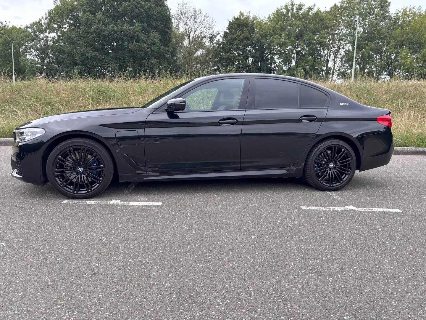 BMW 530 530e High Exe | M-Pack | Heads up | Shadow line Negro - 1