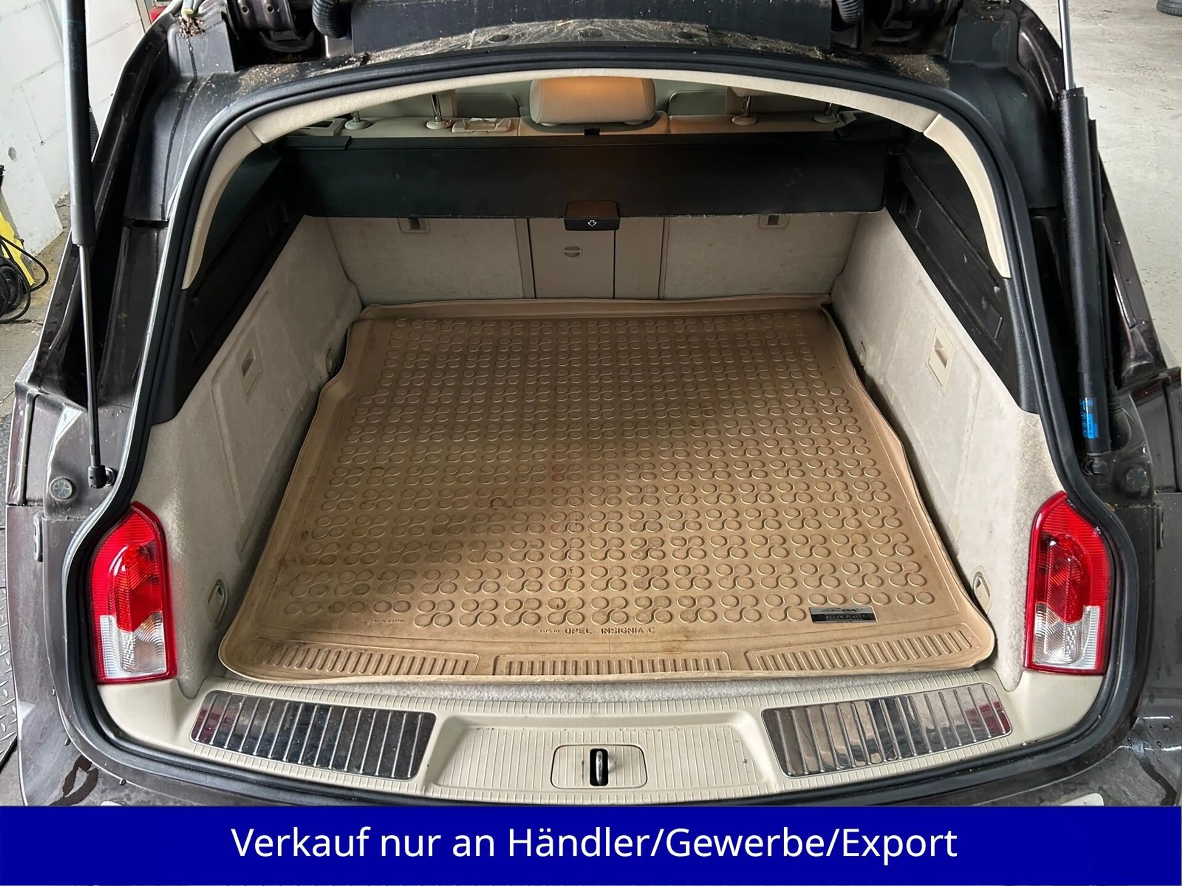 Opel Insignia Kombi 2.0 CDTI Automatik Xenon Leder SH — photo 8