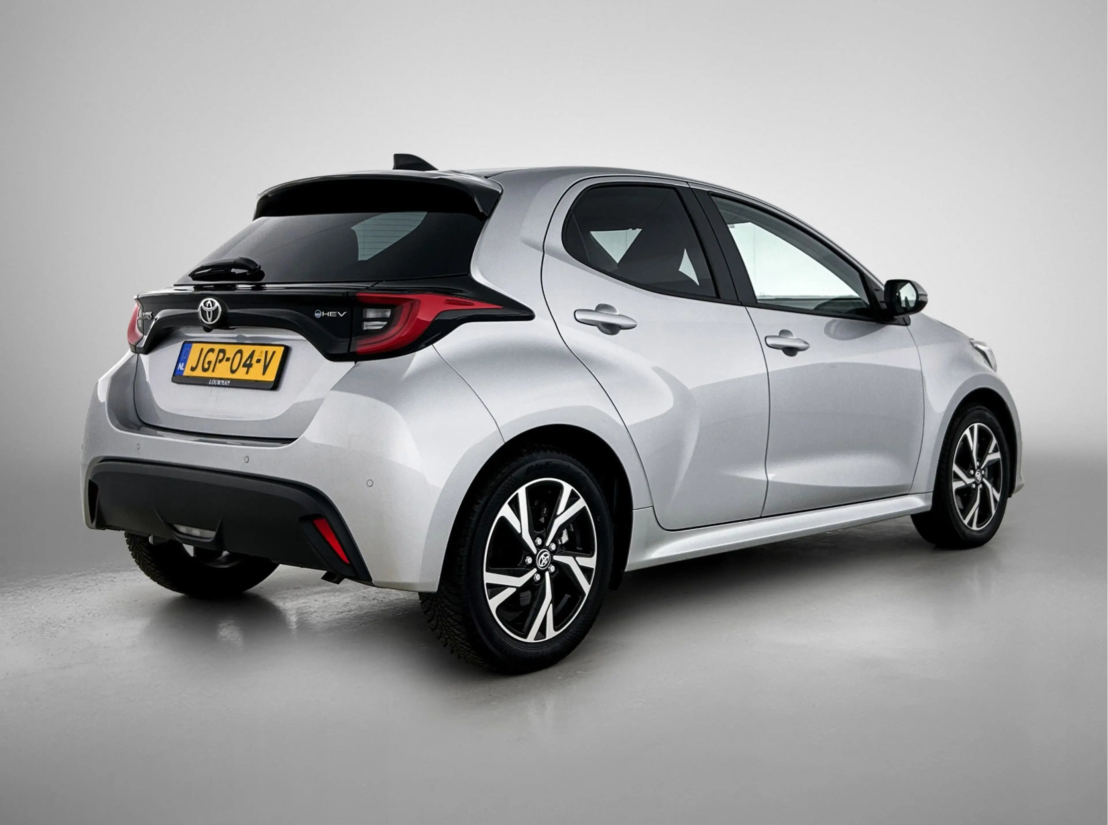 Toyota Yaris 1.5 Hybrid 115 Dynamic | Parkeersensoren V+A | Bli — photo 2