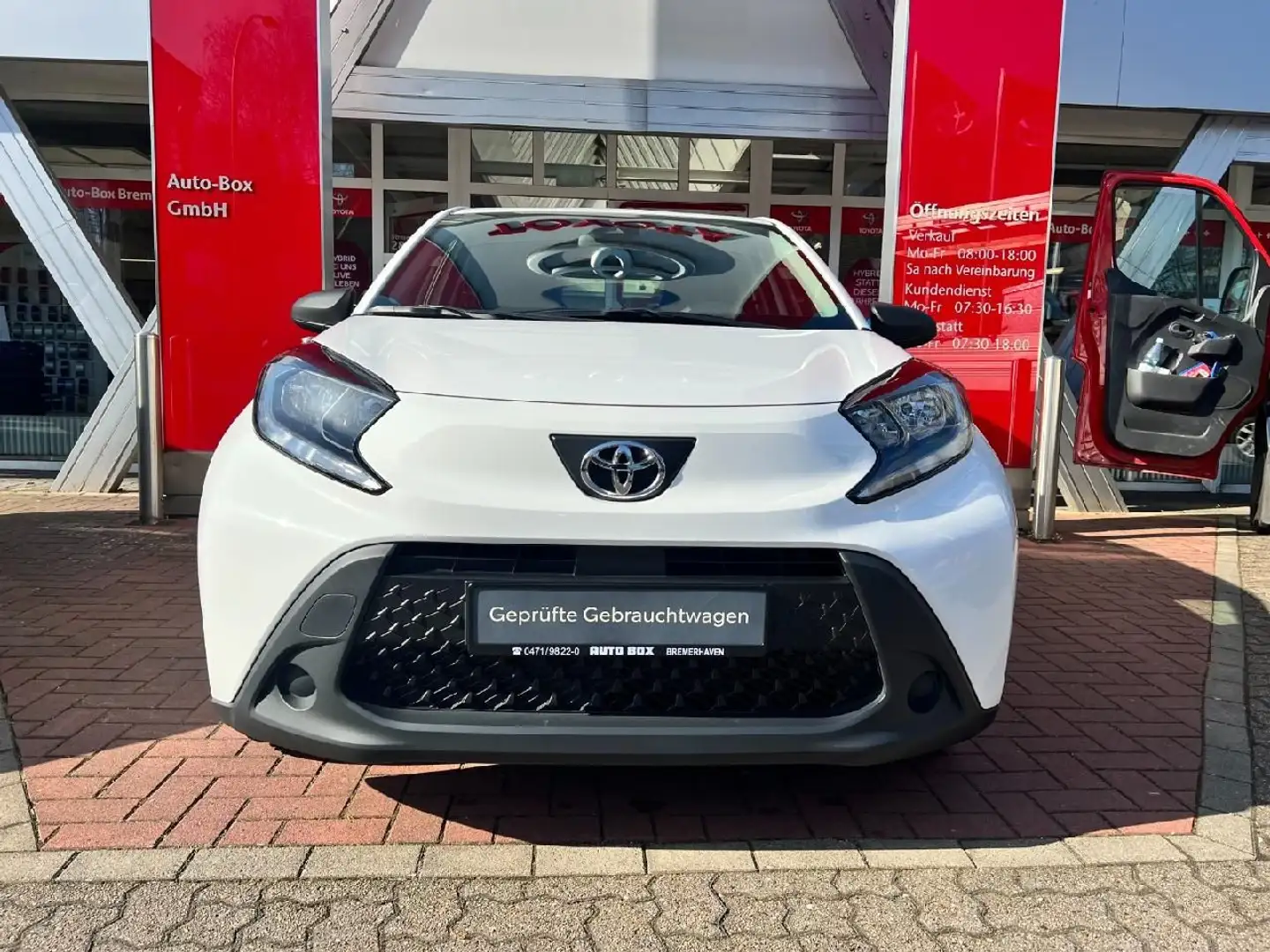 Toyota Aygo X 1.0l erst 15000 KM Alb - 2