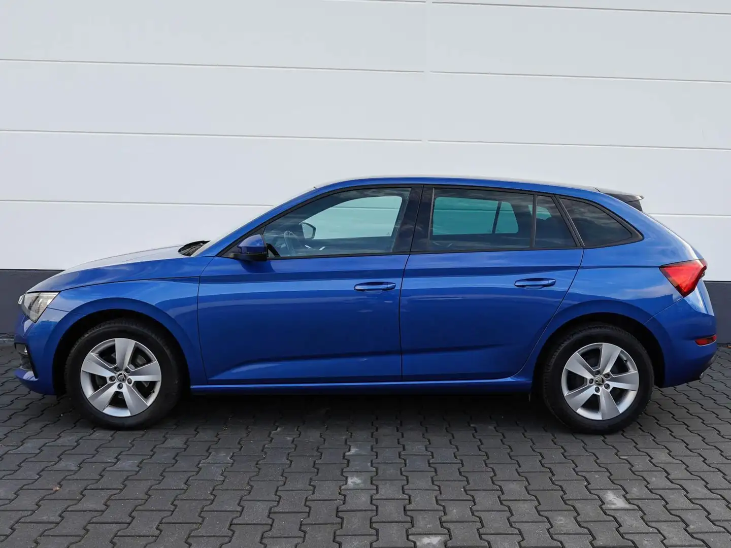 Skoda Scala 1.0 TSI 110pk Sport Business | Panoramadak | Full Blue - 2