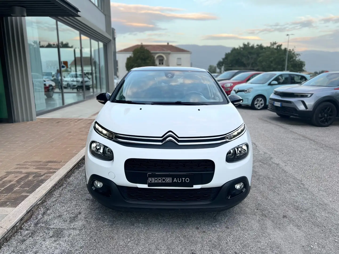 Citroen C3 1.6 bluehdi Shine s Wit - 2