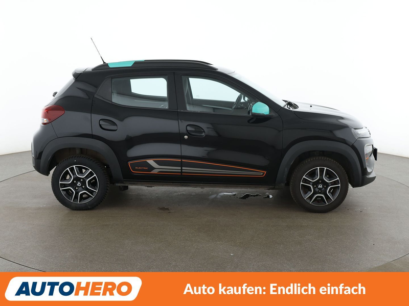 Dacia Spring electric drive 33 kW Comfort Plus Aut.*NAVI*TEMPO* — photo 7