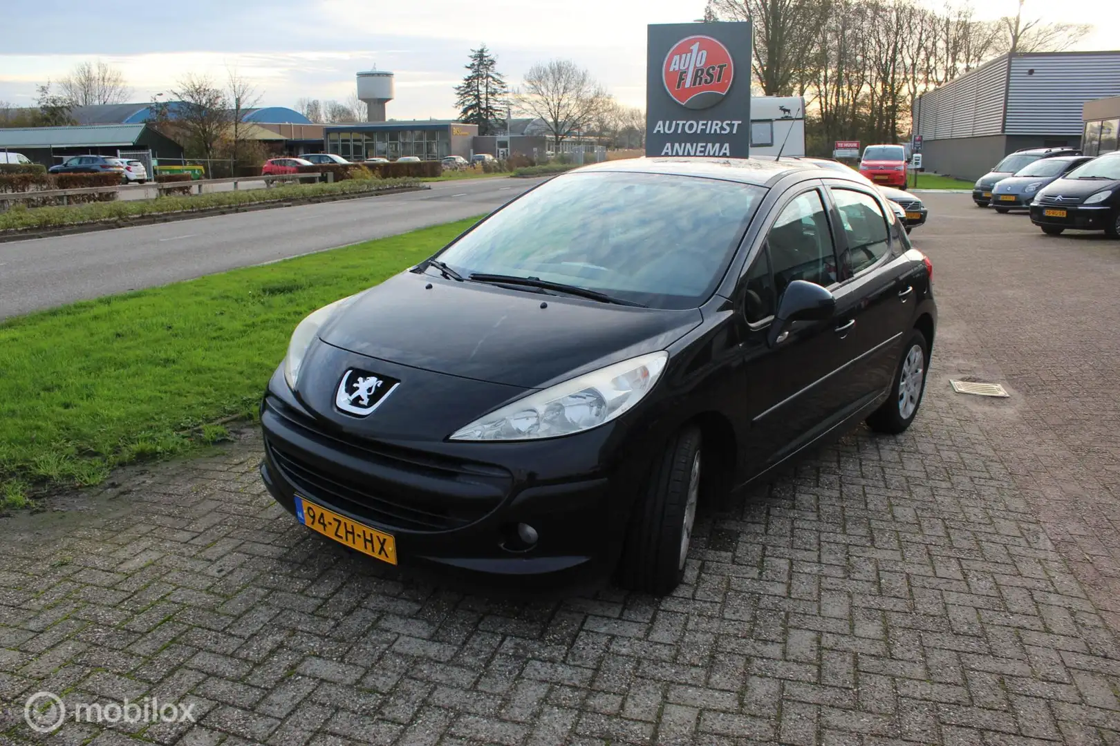 Peugeot 207 1.4 Cool 'n Blue Noir - 1