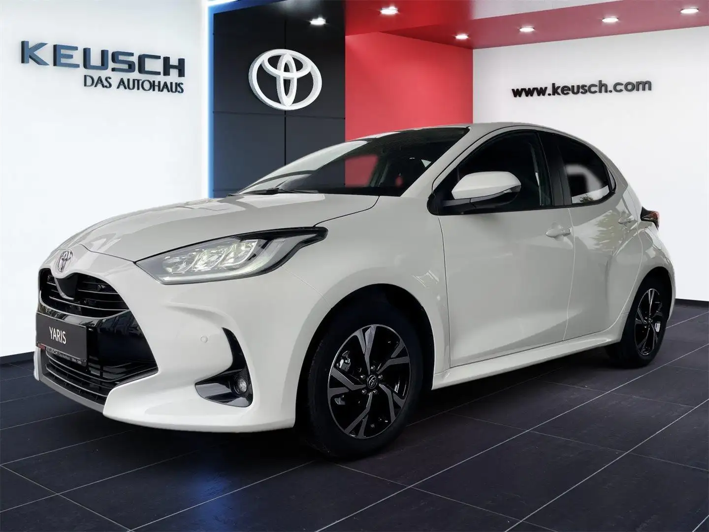 Toyota Yaris - 1,5 l, 116 PS 5-tg. Active Drive+CP+SP Blanc - 2
